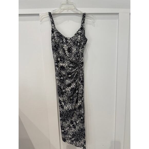 Dress Bundle (2) Hyfve Stop the Show LBD & Nine Britton Vivienne Faux Wrap, M - Picture 12 of 16